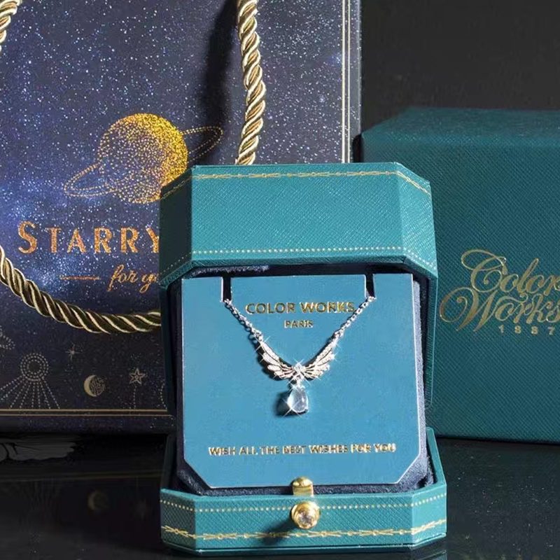 Angel Wings pendant necklaceAngel Wings pendant necklace doesn't have to be a thousand words to add to your love